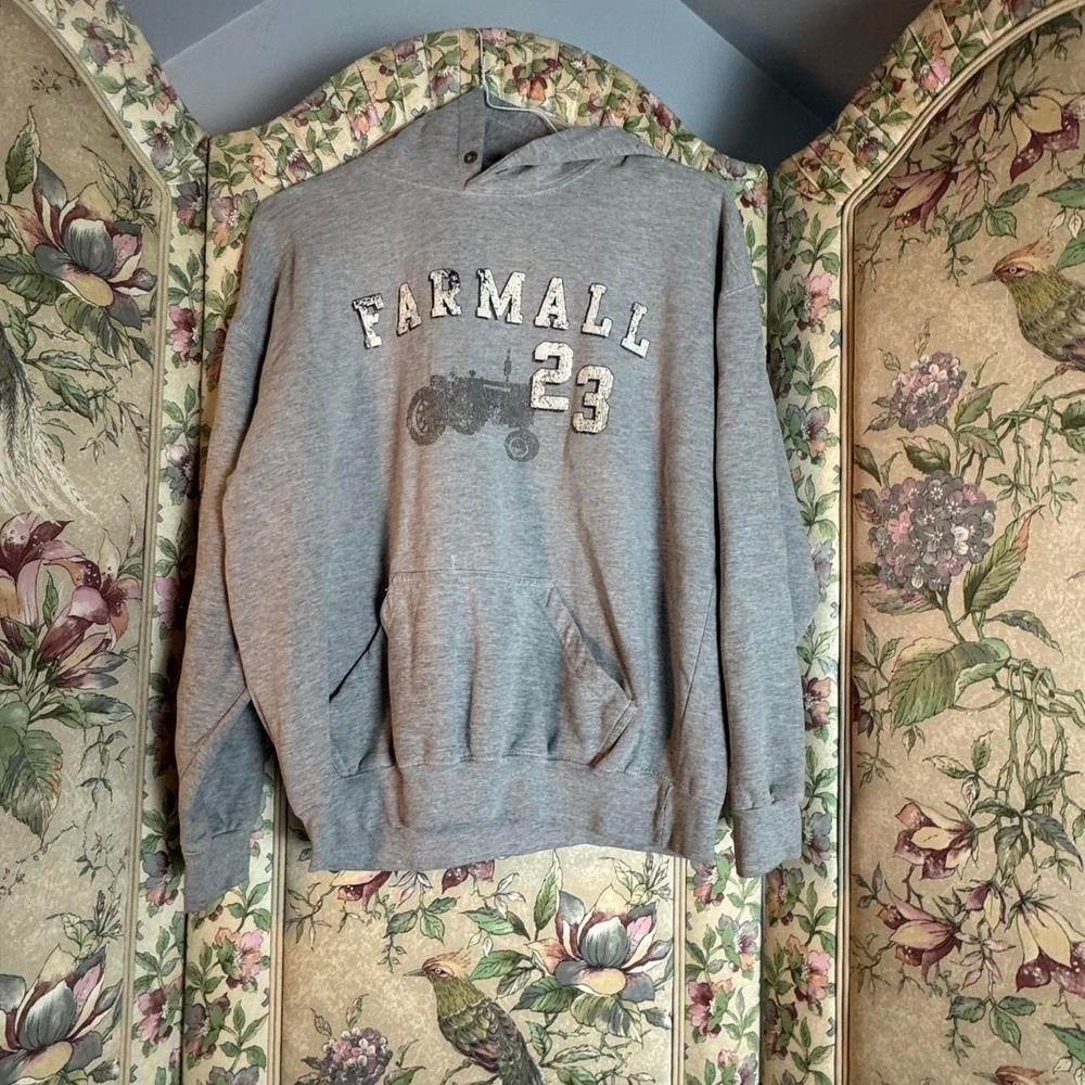 Farmall International Harvester Grey Distressed Graphic Hoodie Mens Large